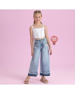 conjunto-infantil-branco-petit-cherie-de-blusa-cropped-e-calca-jeans-wide-leg-modelo